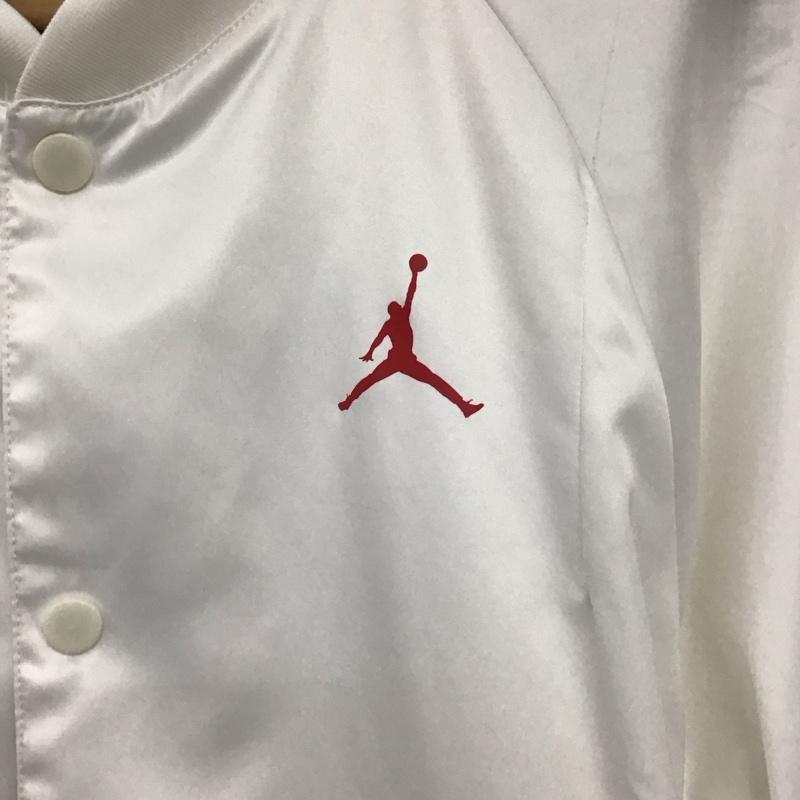 エアジョーダン AIR JORDAN ジャケット、上着 ジャンパー、ブルゾン ao0444-100 ナイロンジャケット アウター S ロゴ、文字 白 / ホワイト / white メンズ USED 古着 中古 10158747