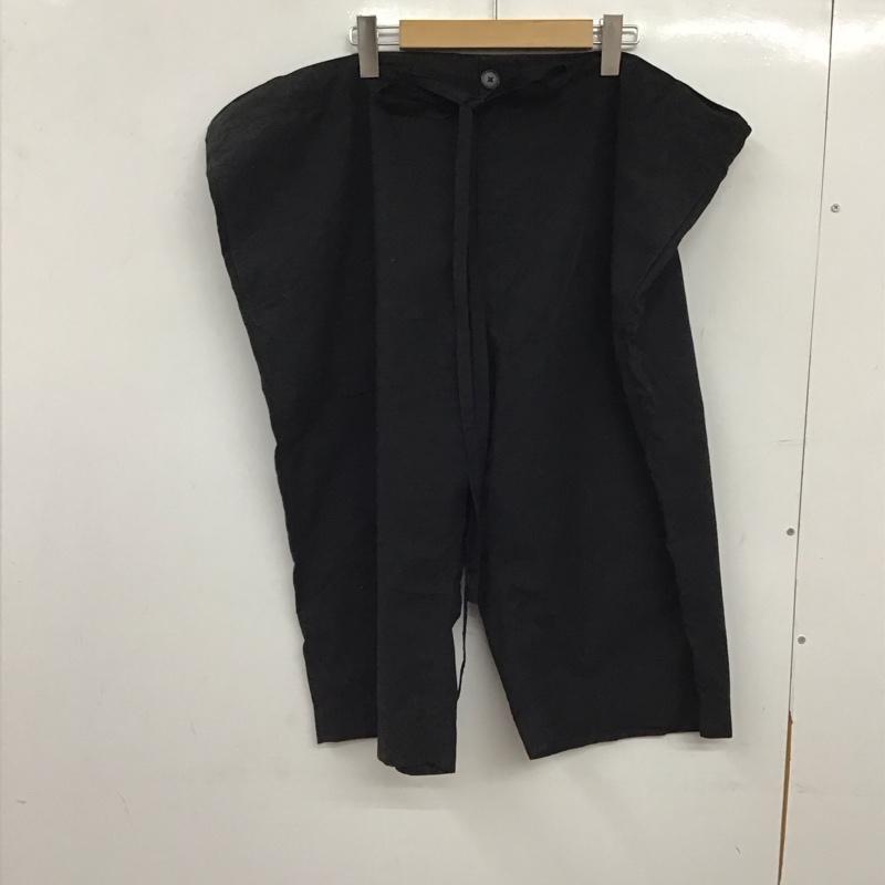 オーエーエムシー OAMC パンツ ショートパンツ ショートパンツ ハーフパンツ カジュアルパンツ 30インチ 無地 黒 / ブラック / black メンズ USED 古着 中古 10158791