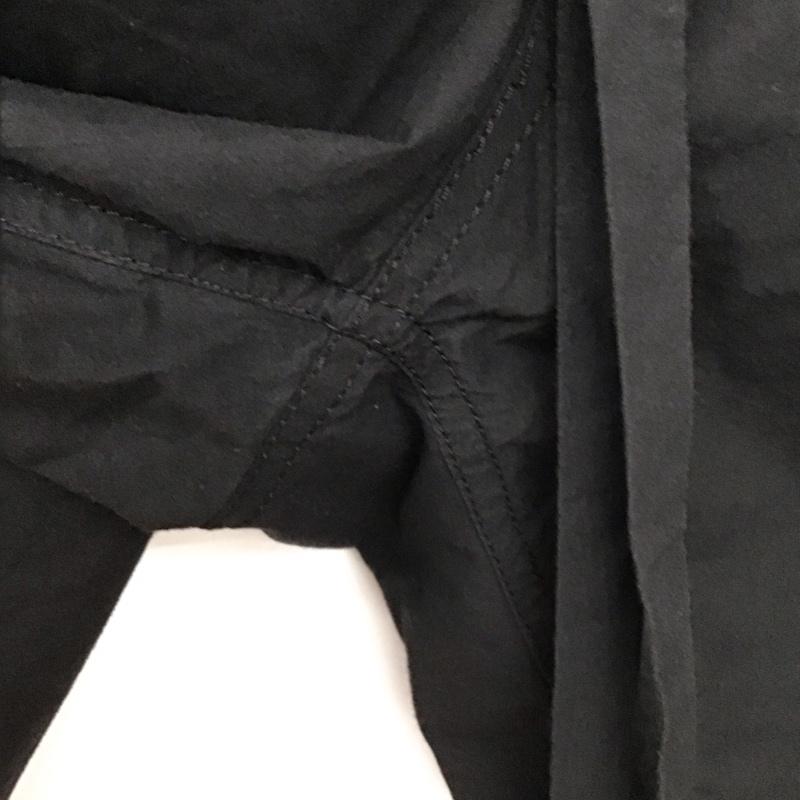 オーエーエムシー OAMC パンツ ショートパンツ ショートパンツ ハーフパンツ カジュアルパンツ 30インチ 無地 黒 / ブラック / black メンズ USED 古着 中古 10158791