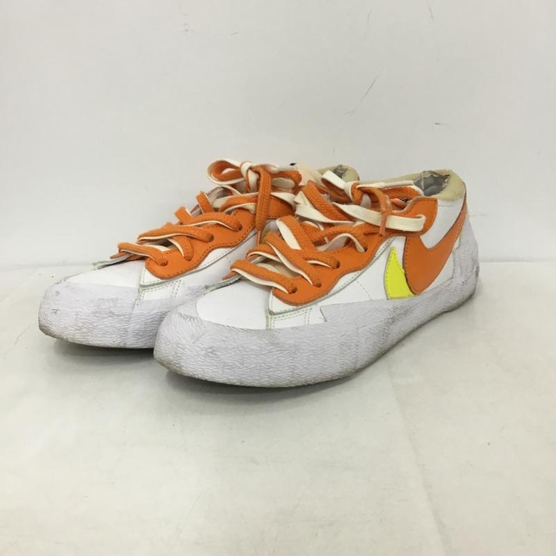 ナイキ NIKE スニーカー スニーカー DD1877-100 BLAZER LOW SACAI 26cm 26.0cm ロゴ、文字 白 / ホワイト / white X 橙 / オレンジ / orange X 黄 / イエロー / yellow メンズ USED 古着 中古 10158830