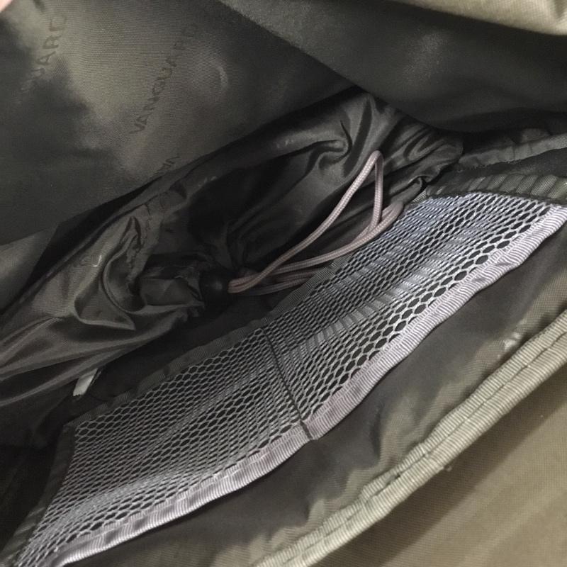古着 USED リュックサック、デイパック リュックサック、デイバッグ VEO TRAVEL 41 カメラバッグ ミラーレスカメラ VANGUARD タグ付き ロゴ、文字 青 / ブルー / blue X カーキ / カーキ / khaki メンズ USED 古着 中古 10158868