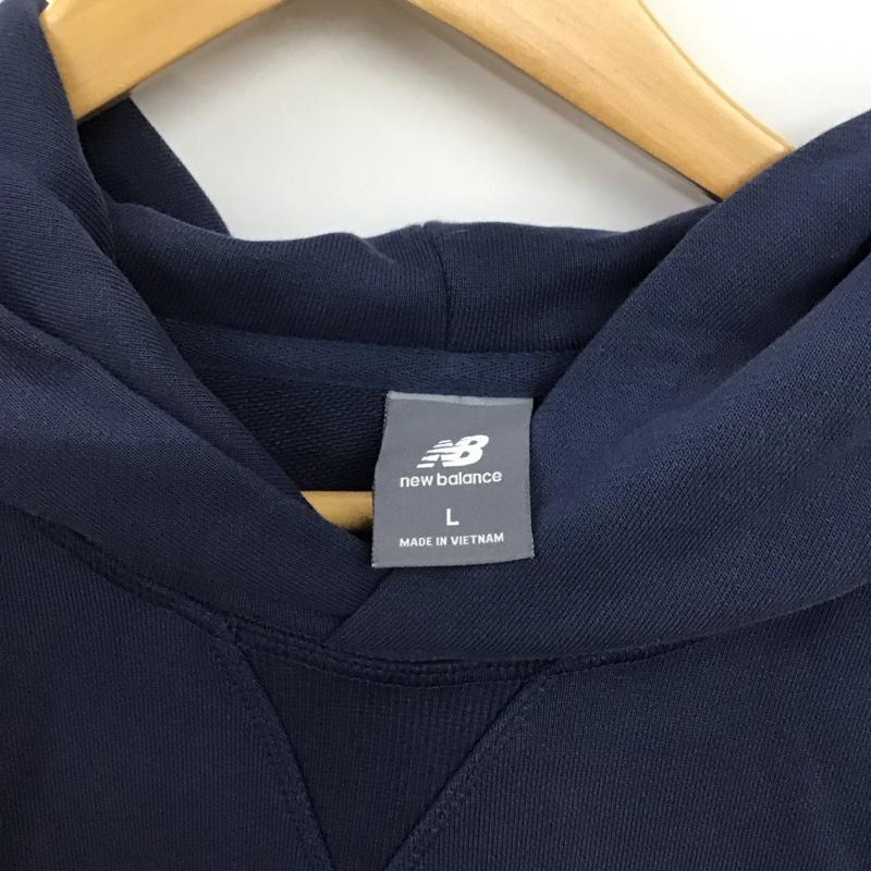 ニューバランス New Balance パーカー 長袖 長袖パーカー プルオーバーパーカー スウェット L ロゴ、文字 紺 / ネイビー / navy メンズ USED 古着 中古 10158905