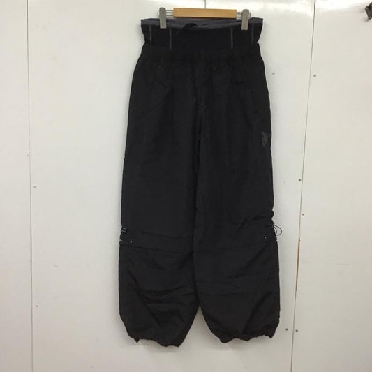 アディダス adidas パンツ ワークパンツ、ペインターパンツ ナイロンパンツ ワイドパンツ カジュアルパンツ XL ロゴ、文字 黒 / ブラック / black メンズ USED 古着 中古 10158938