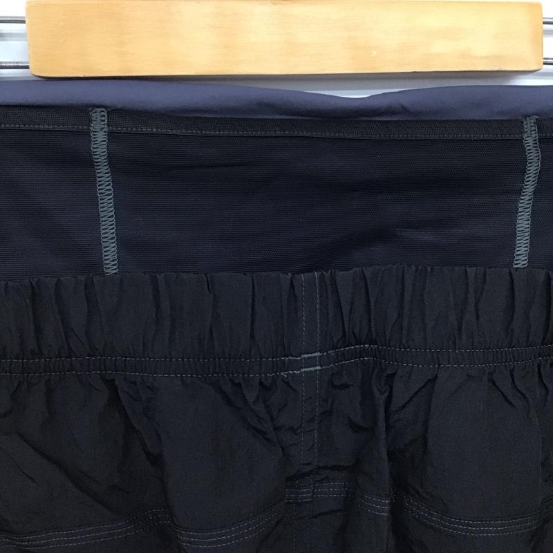 アディダス adidas パンツ ワークパンツ、ペインターパンツ ナイロンパンツ ワイドパンツ カジュアルパンツ XL ロゴ、文字 黒 / ブラック / black メンズ USED 古着 中古 10158938