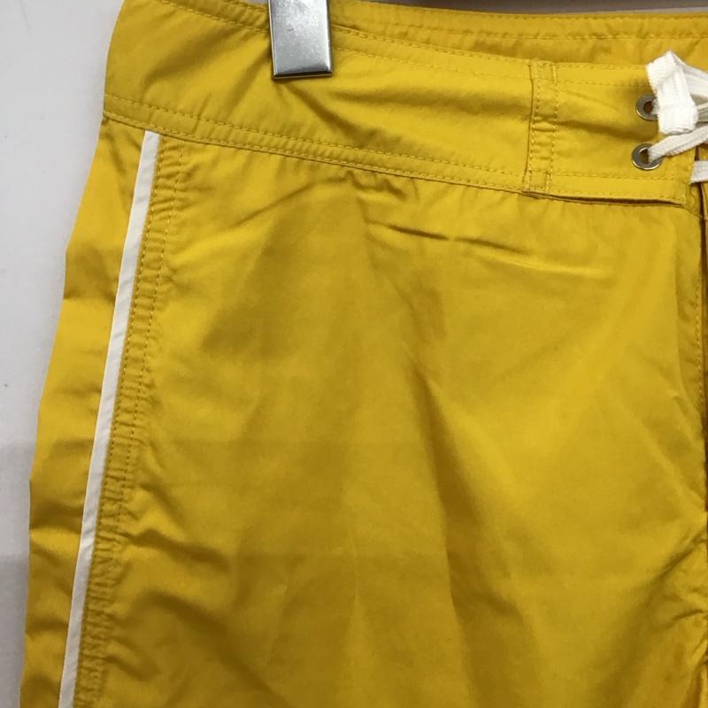 ステューシー STUSSY パンツ ショートパンツ ショートパンツ ハーフパンツ カジュアルパンツ 30インチ ロゴ、文字 黄 / イエロー / yellow メンズ USED 古着 中古 10158963