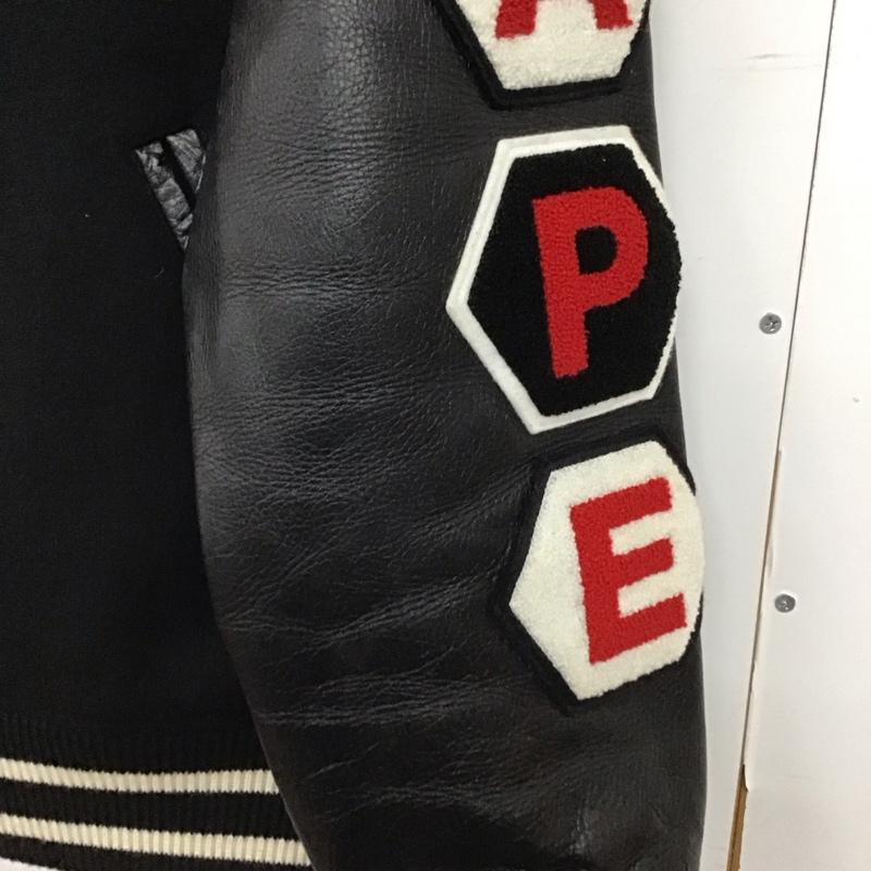 ベイプ BAPE ジャケット、上着 ジャンパー、ブルゾン スタジャン アウター 前ボタン M ロゴ、文字 黒 / ブラック / black メンズ USED 古着 中古 10158984