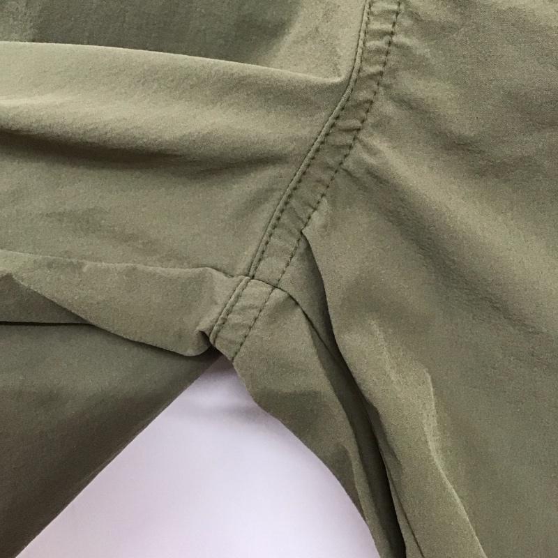 ザノースフェイス THE NORTH FACE パンツ ショートパンツ 140cm ロゴ、文字 カーキ / カーキ / khaki ボーイズ USED 古着 中古 10159050