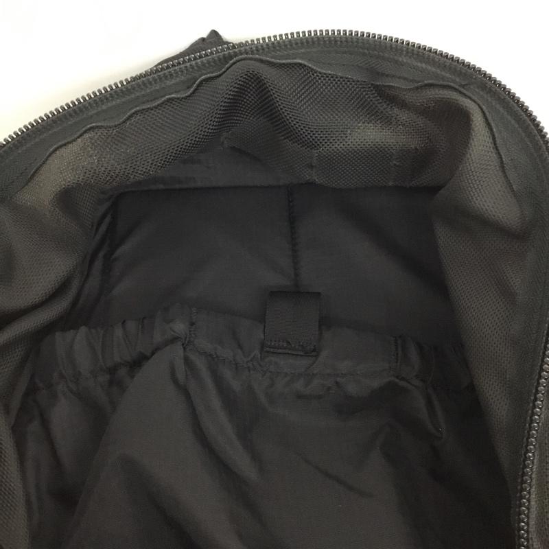 グレゴリー GREGORY リュックサック、デイパック リュックサック、デイバッグ バックパック ロゴ、文字 黒 / ブラック / black メンズ USED 古着 中古 10159090