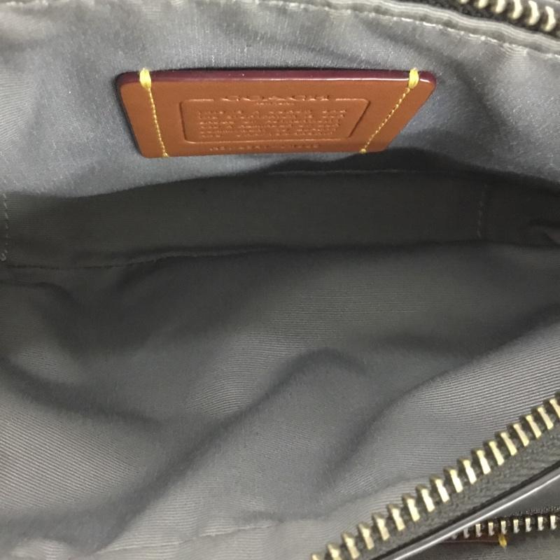 コーチ COACH ショルダーバッグ ショルダーバッグ CW365 ワイアット クロスボディバッグ シグネチャー キャンバス ロゴ、文字 黒 / ブラック / black X オフホワイト / オフホワイト / メンズ USED 古着 中古 10159092