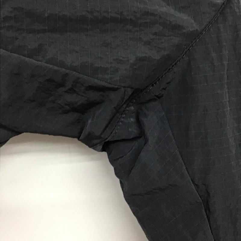 アディダス adidas パンツ ワークパンツ、ペインターパンツ ナイロンパンツ ワイドパンツ カジュアルパンツ XL ロゴ、文字 ダークグレー / ダークグレー / メンズ USED 古着 中古 10159103