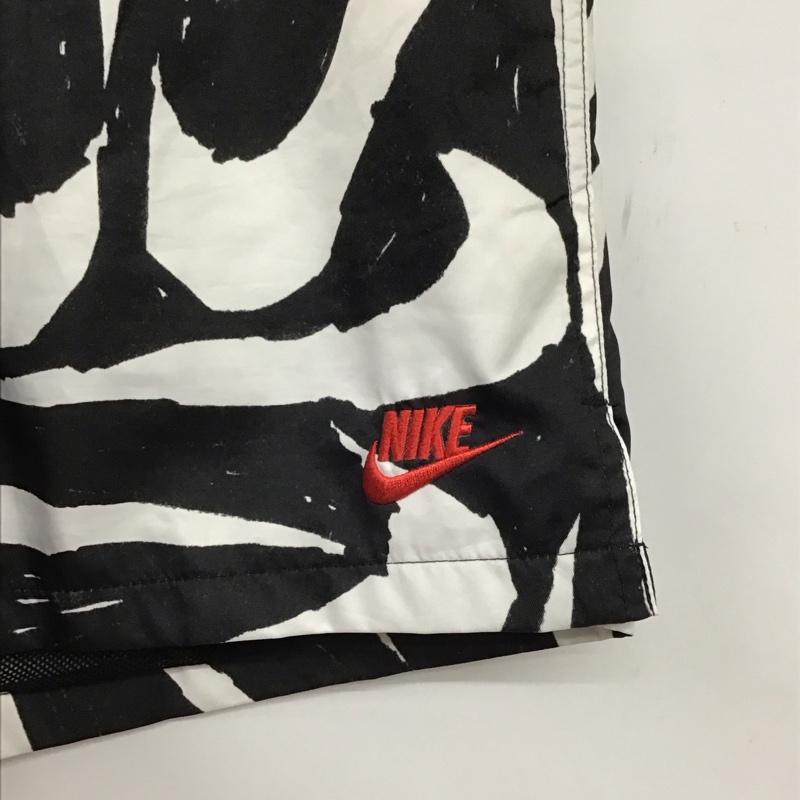 ナイキ NIKE パンツ ショートパンツ ショートパンツ ハーフパンツ カジュアルパンツ M プリント 白 / ホワイト / white X 黒 / ブラック / black メンズ USED 古着 中古 10159105