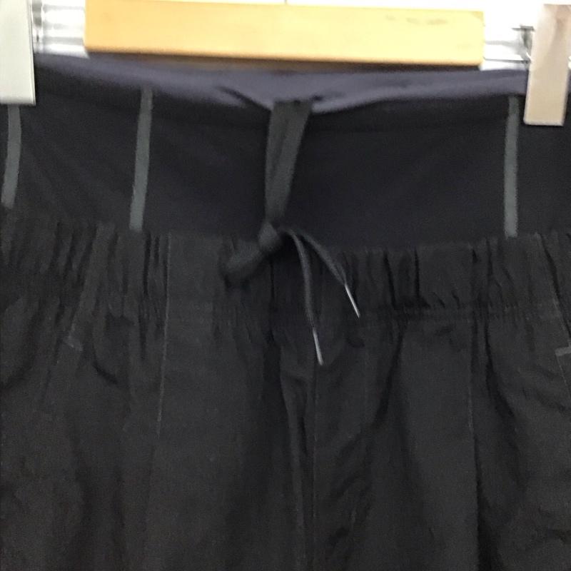 アディダス adidas パンツ ワークパンツ、ペインターパンツ ナイロンパンツ ワイドパンツ スポーツウェア L ロゴ、文字 黒 / ブラック / black メンズ USED 古着 中古 10159115