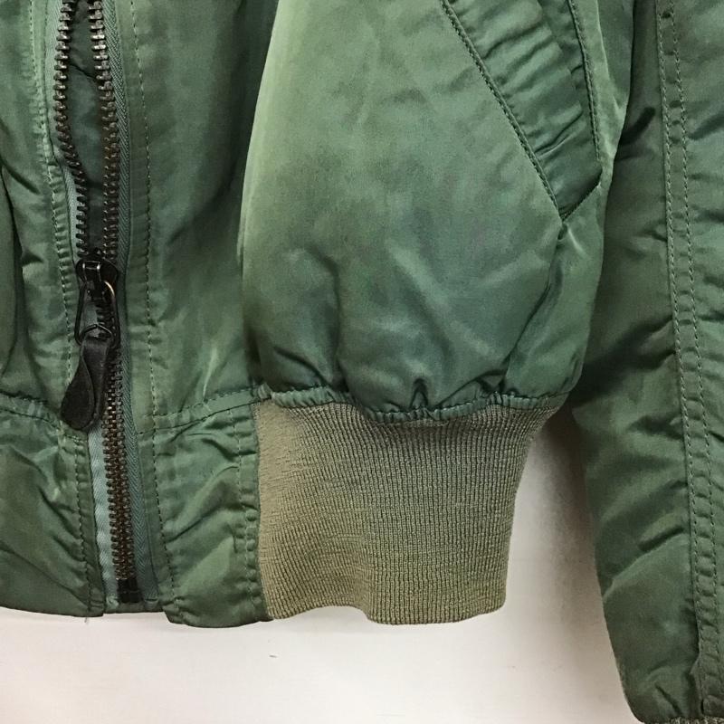 アルファインダストリー Alpha Industries ジャケット、上着 ジャンパー、ブルゾン ジップアップジャケット ナイロンジャケット アウター M 無地 カーキ / カーキ / khaki メンズ USED 古着 中古 10159139