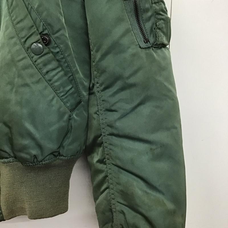 アルファインダストリー Alpha Industries ジャケット、上着 ジャンパー、ブルゾン ジップアップジャケット ナイロンジャケット アウター M 無地 カーキ / カーキ / khaki メンズ USED 古着 中古 10159139