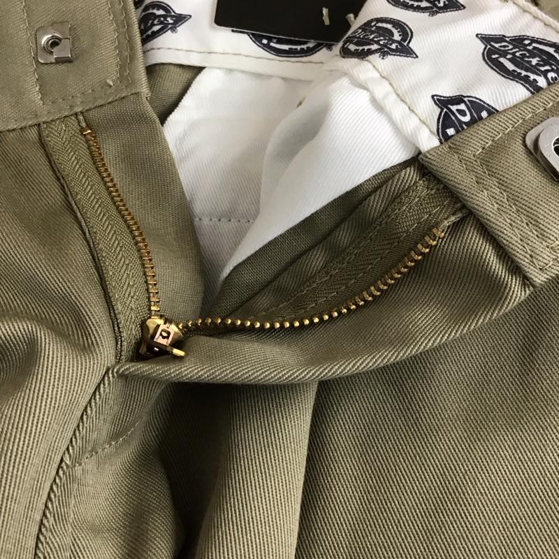 ディッキーズ Dickies パンツ ワークパンツ、ペインターパンツ ワークパンツ ワイドパンツ カジュアルパンツ 28インチ ロゴ、文字 ベージュ / ベージュ / beige メンズ USED 古着 中古 10159230