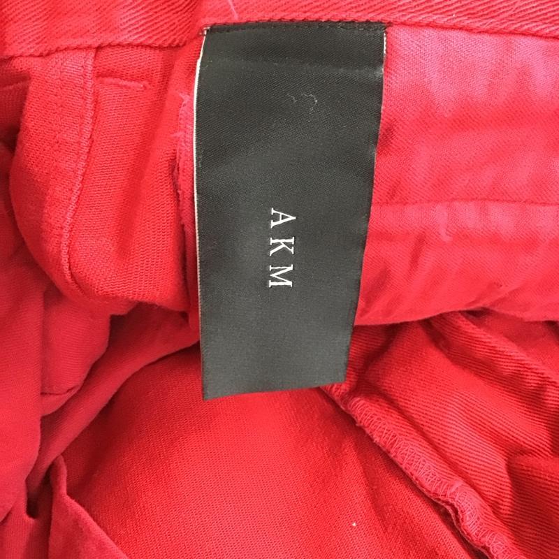 エーケーエム AKM パンツ ショートパンツ ショートパンツ ハーフパンツ カジュアルパンツ S 無地 赤 / レッド / red メンズ USED 古着 中古 10159266