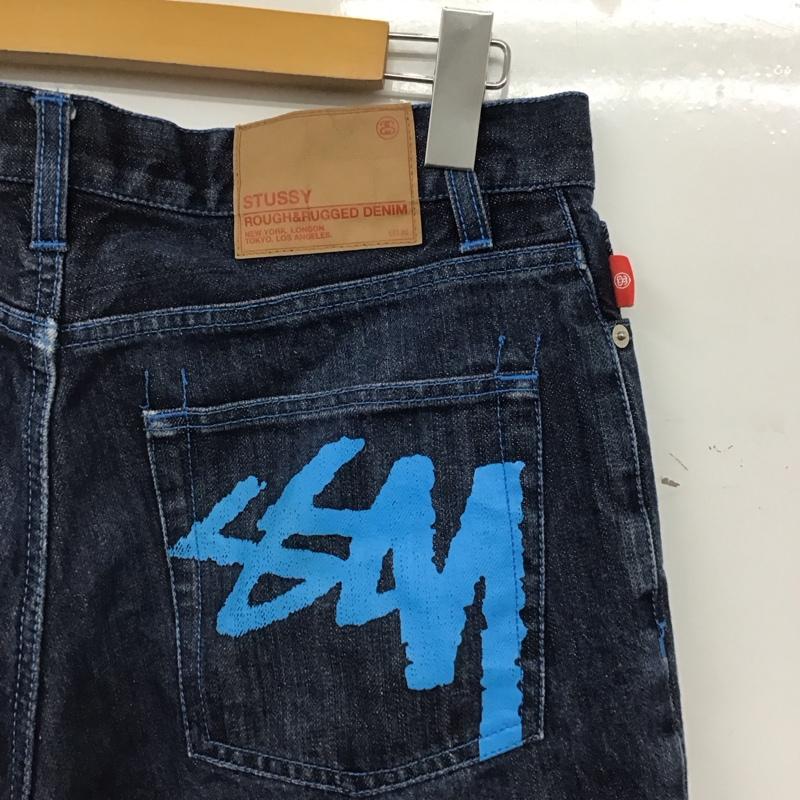 ステューシー STUSSY パンツ ショートパンツ デニムショートパンツ ハーフパンツ カジュアルパンツ 30インチ ロゴ、文字 インディゴ / インディゴ / Indigo メンズ USED 古着 中古 10159270