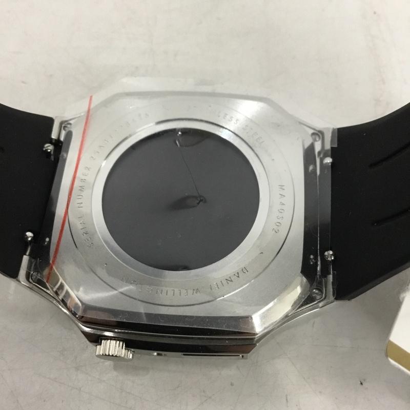 ダニエルウェリントン Daniel Wellington ファッション小物 ファッション小物 DW01200005 スマートウォッチケース Apple Watch 40mm ロゴ、文字 黒 / ブラック / black X 銀 / シルバー / silver color メンズ USED 古着 中古 10159344