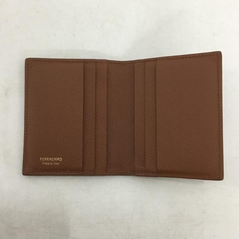 サルヴァトーレフェラガモ Salvatore Ferragamo カードケース カードケース 二つ折りカードケース 箱有 ワンポイント 茶 / ブラウン / brown メンズ USED 古着 中古 10159446