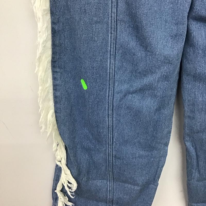 アディダス adidas パンツ デニム、ジーンズ II5704 KSENIASCHNAIDER デニム フレイドジーンズ M ロゴ、文字 水色 / ライトブルー / レディース USED 古着 中古 10159497