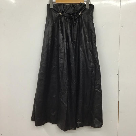ダブル スタンダード クロージング DOUBLE STANDARD CLOTHING スカート ロングスカート 0502-200-223 フェイクレザーギャザースカート FREE 無地 黒 / ブラック / black レディース USED 古着 中古 10159501