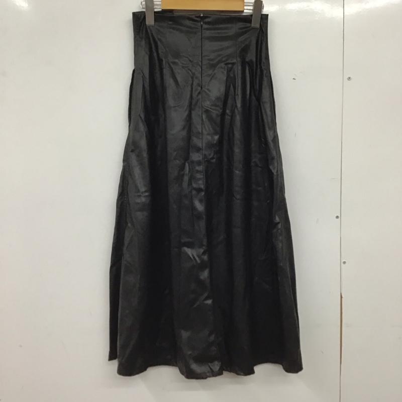 ダブル スタンダード クロージング DOUBLE STANDARD CLOTHING スカート ロングスカート 0502-200-223 フェイクレザーギャザースカート FREE 無地 黒 / ブラック / black レディース USED 古着 中古 10159501
