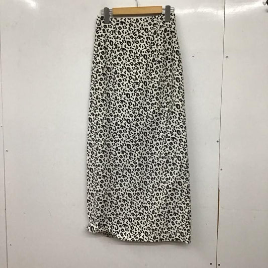 ジーナシス JEANASIS スカート ロングスカート JS050570MW バックスリット M アニマル柄 白 / ホワイト / white X 黒 / ブラック / black レディース USED 古着 中古 10159502