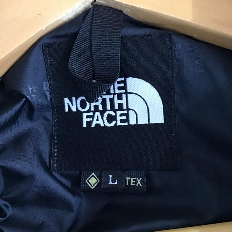 ザノースフェイス THE NORTH FACE ジャケット、上着 ジャンパー、ブルゾン np11834 マウンテンライトジャケット ジップアップジャケット L ロゴ、文字 黒 / ブラック / black X 水色 / ライトブルー / メンズ USED 古着 中古 10159527