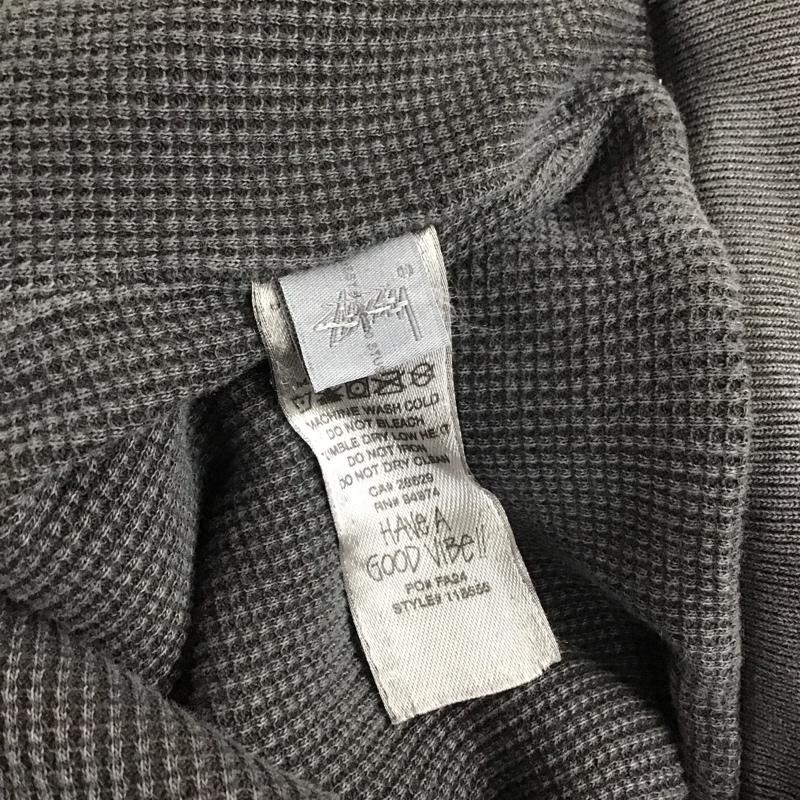 ステューシー STUSSY パーカー 長袖 ジップアップパーカー 長袖パーカー カジュアルジャケット L ロゴ、文字 ダークグレー / ダークグレー / メンズ USED 古着 中古 10159540