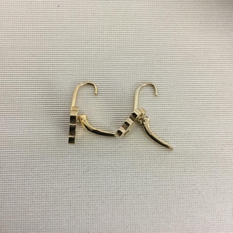 セリーヌ CELINE アクセサリー ピアス トリオンフチャーム 両耳用 無地 金 / ゴールド / gold color レディース USED 古着 中古 10159565