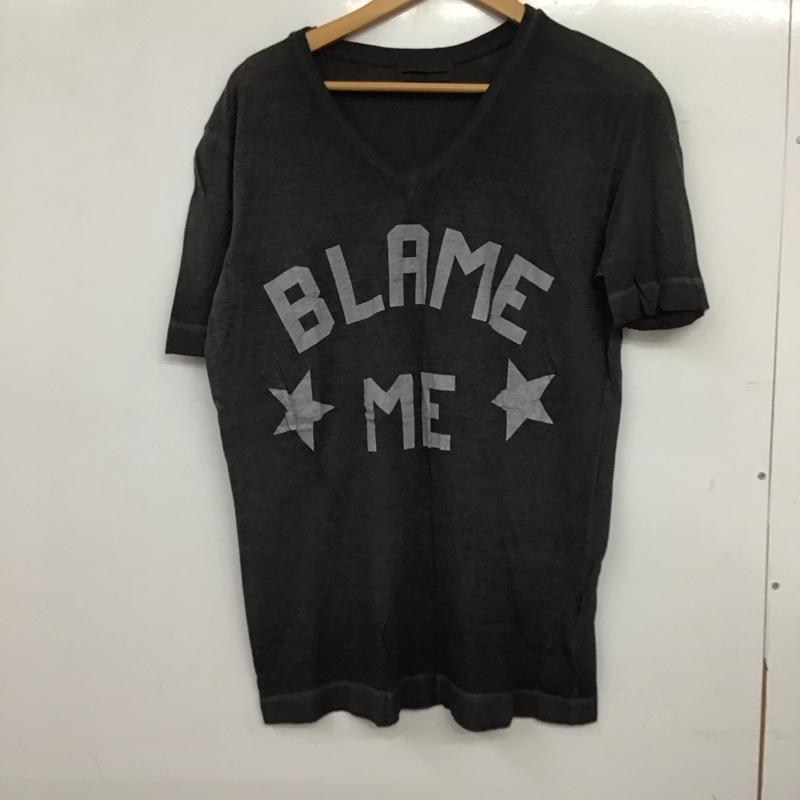 ディーゼル DIESEL Tシャツ 半袖 半袖カットソー プリントTシャツ Vネックカットソー M ロゴ、文字 ダークグレー / ダークグレー / メンズ USED 古着 中古 10159636