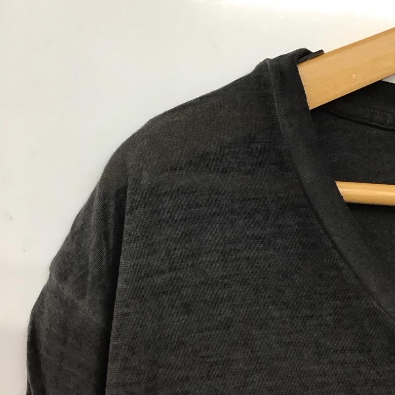 ディーゼル DIESEL Tシャツ 半袖 半袖カットソー プリントTシャツ Vネックカットソー M ロゴ、文字 ダークグレー / ダークグレー / メンズ USED 古着 中古 10159636