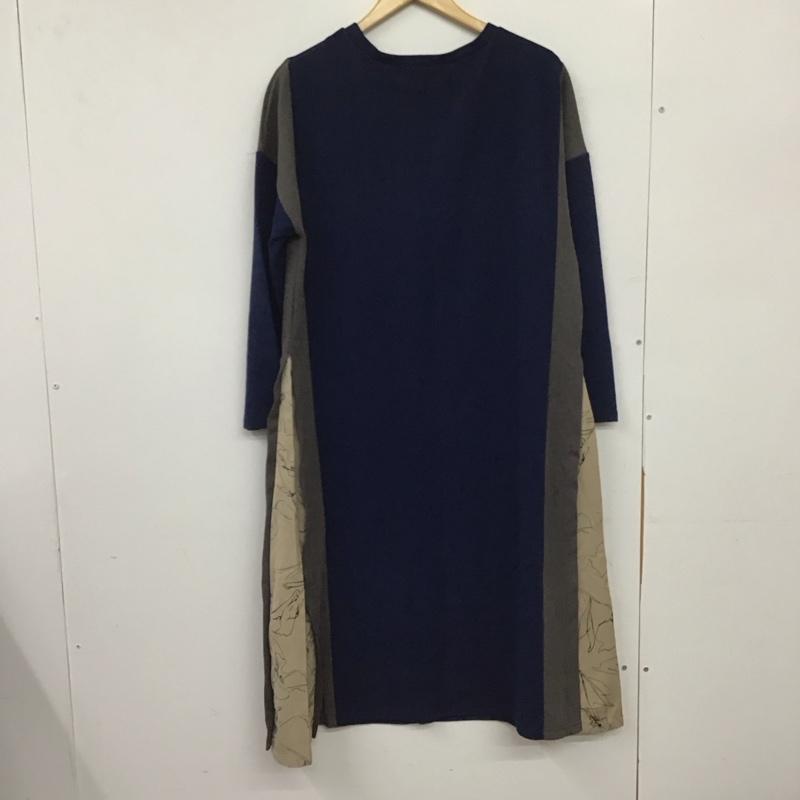 チャオパニック CIAOPANIC ワンピース ロングスカート 長袖ロングワンピース フレアスカート FREE プリント 紺 / ネイビー / navy X 灰 / グレー / gray レディース USED 古着 中古 10159659