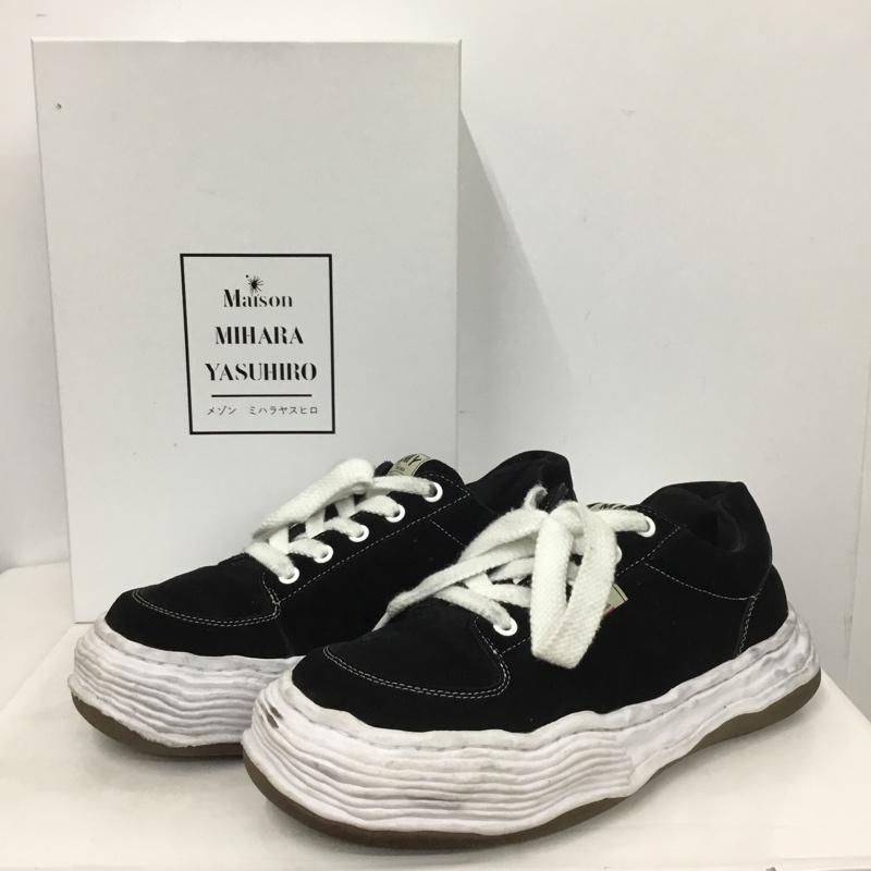 メゾンミハラヤスヒロ Maison MIHARA YASUHIRO スニーカー スニーカー A15FW702 ローカットスニーカー 47 箱有 ロゴ、文字 黒 / ブラック / black X 白 / ホワイト / white メンズ USED 古着 中古 10159684