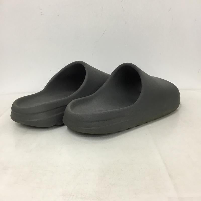 アディダス adidas サンダル サンダル YEEZY スライドサンダル US10 US：10 無地 灰 / グレー / gray メンズ USED 古着 中古 10159693