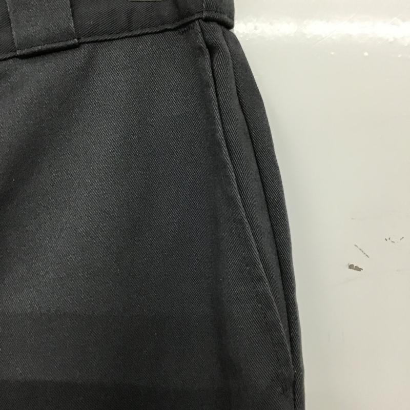 ディッキーズ Dickies パンツ ワークパンツ、ペインターパンツ ワークパンツ ワイドパンツ カジュアルパンツ 28インチ ロゴ、文字 ダークグレー / ダークグレー / メンズ USED 古着 中古 10159772