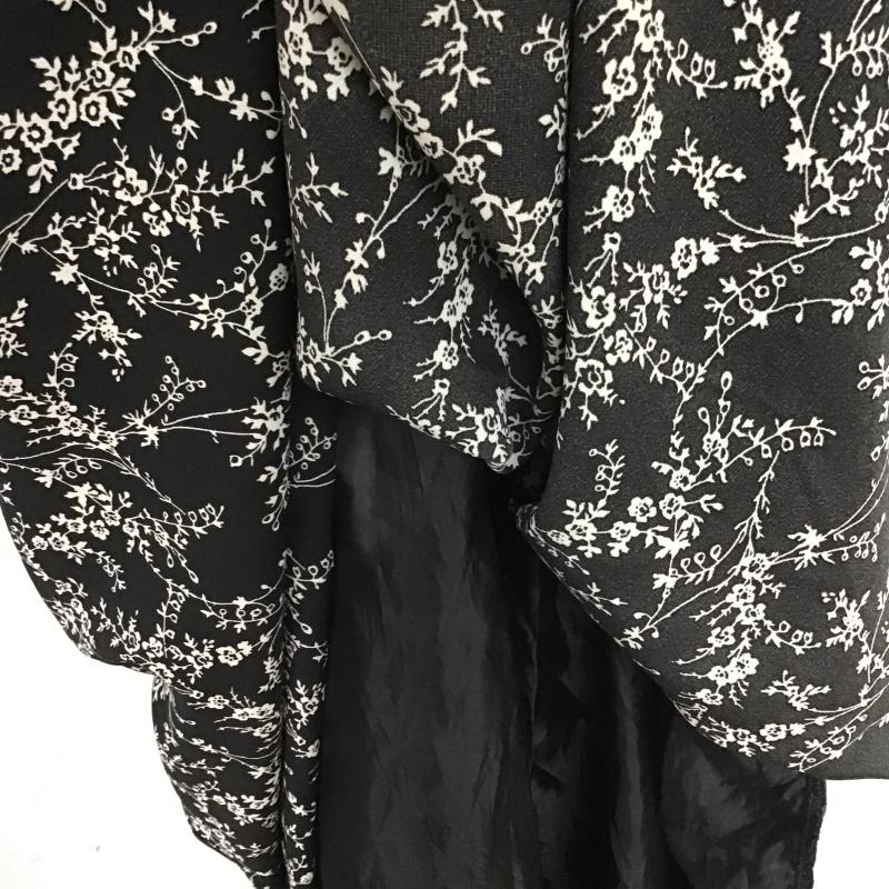 ダブルクローゼット w closet ワンピース ロングスカート 長袖ロングワンピース フレアスカート M プリント 黒 / ブラック / black X 白 / ホワイト / white レディース USED 古着 中古 10160044