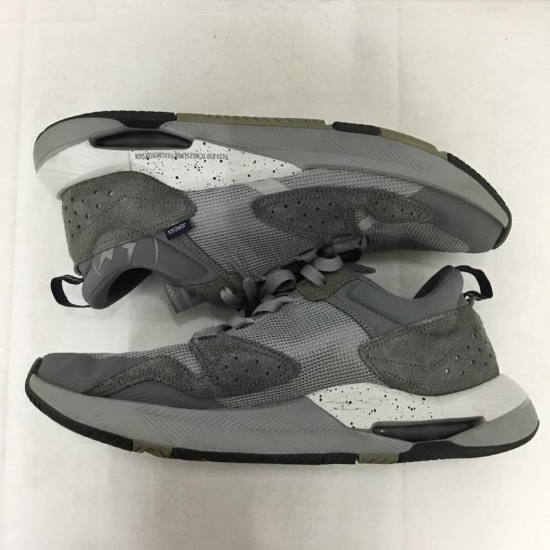 ナイキ NIKE スニーカー スニーカー DA3655-001 JORDAN AIR CADENCE FRAGMENT DESIGN 28.5cm 28.5cm ロゴ、文字 灰 / グレー / gray メンズ USED 古着 中古 10160048