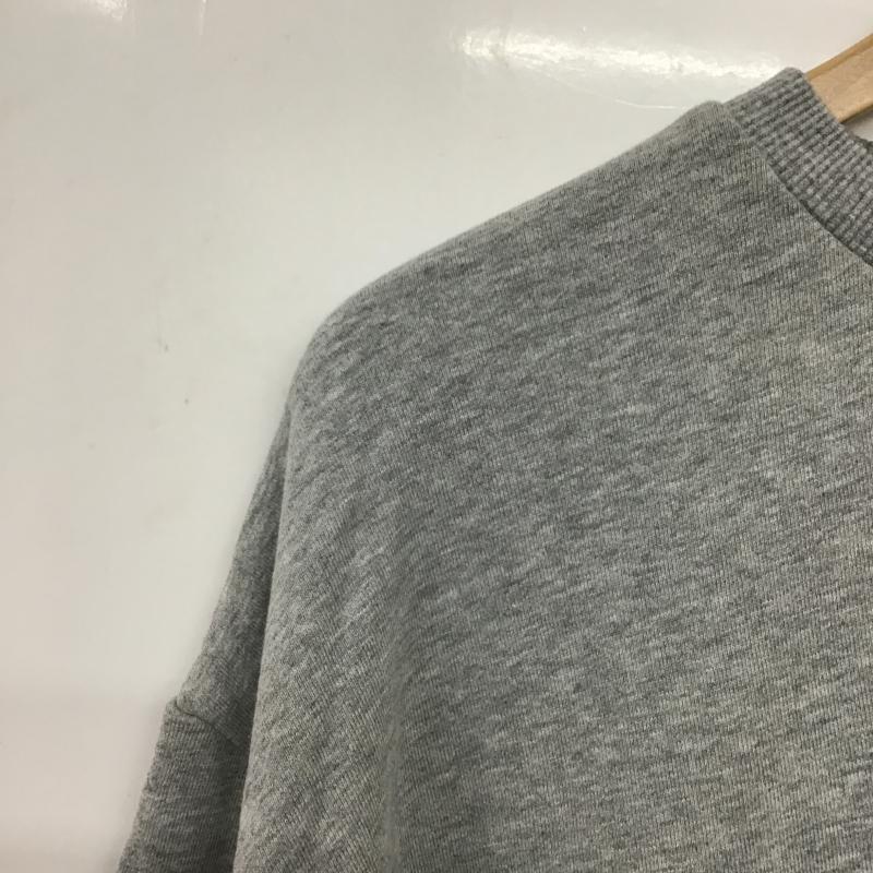 チコ CHICO トレーナー 長袖 長袖トレーナー スウェット クルーネック プルオーバー FREE ロゴ、文字 灰 / グレー / gray レディース USED 古着 中古 10160111