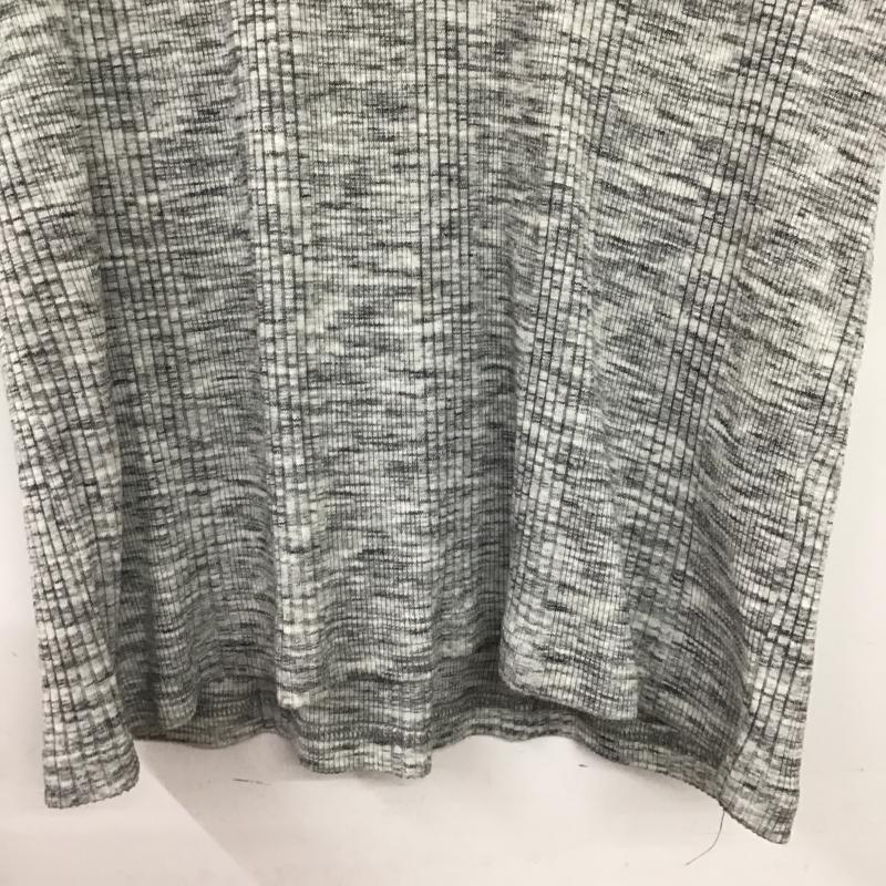 ミヤビムスビ 雅結 Tシャツ 半袖 半袖カットソー プリントTシャツ Vネックカットソー XL 刺繍 灰 / グレー / gray メンズ USED 古着 中古 10160179