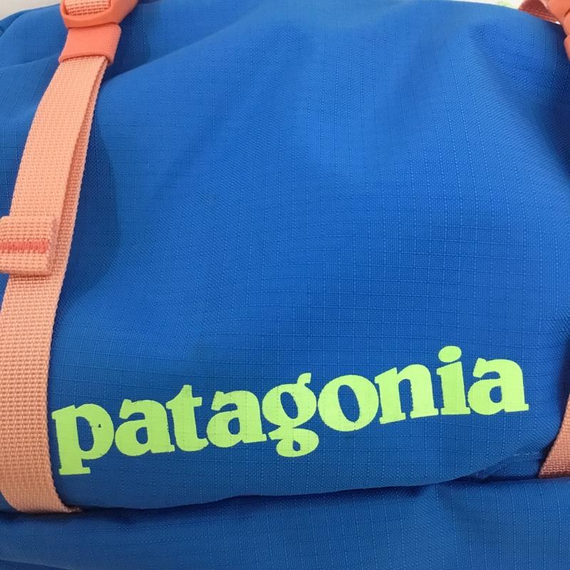 パタゴニア patagonia ボディバッグ ボディバッグ 48262SP24 Atom Sling Bag 8L ロゴ、文字 青 / ブルー / blue X 桃 / ピンク / pink メンズ USED 古着 中古 10160246