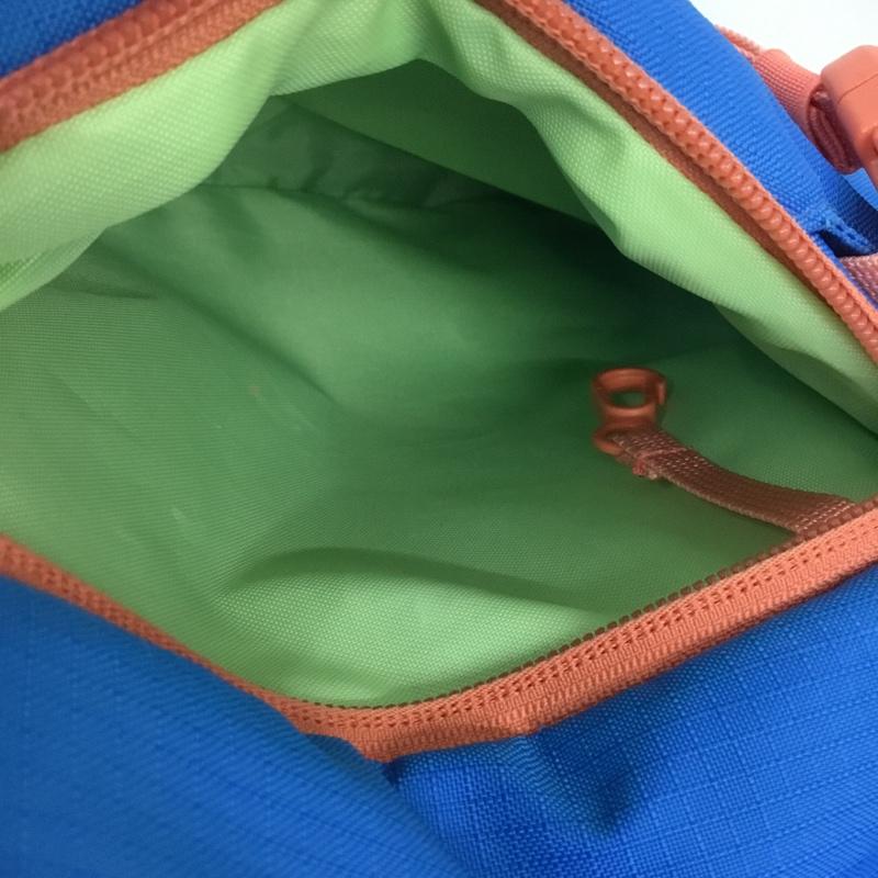 パタゴニア patagonia ボディバッグ ボディバッグ 48262SP24 Atom Sling Bag 8L ロゴ、文字 青 / ブルー / blue X 桃 / ピンク / pink メンズ USED 古着 中古 10160246