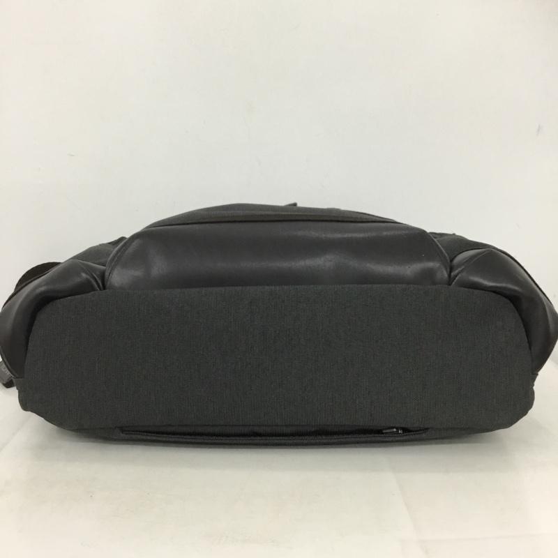 トゥミ TUMI ブリーフケース、書類かばん ブリーフケース、書類かばん 222619AT2 ブルックス スリム ブリーフ ロゴ、文字 ダークグレー / ダークグレー / X ダークブラウン / ダークブラウン / メンズ USED 古着 中古 10160247