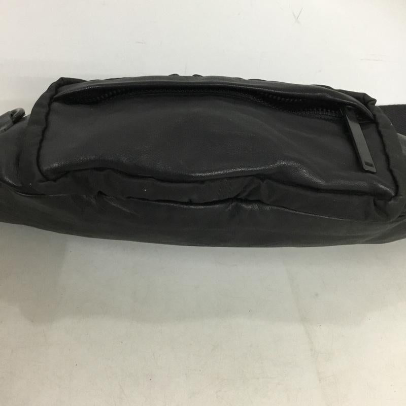 パトリックステファン PATRICK STEPHAN ウエストバッグ ウエストバッグ 無地 黒 / ブラック / black メンズ USED 古着 中古 10160252