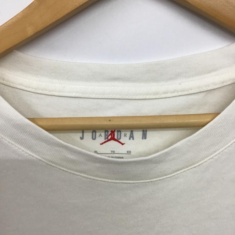 エアジョーダン AIR JORDAN Tシャツ 半袖 半袖カットソー プリントTシャツ クルーネックカットソー XL プリント アイボリー / アイボリー / メンズ USED 古着 中古 10160312