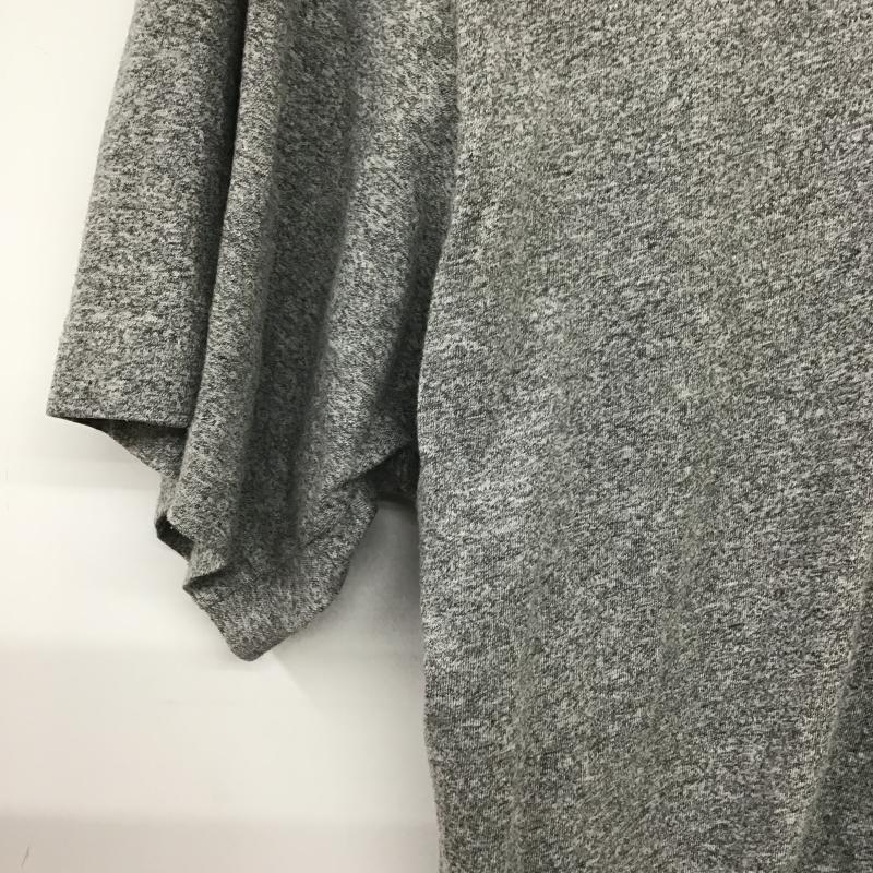 イヴサンローラン Yves Saint Laurent Tシャツ 半袖 半袖カットソー プリントTシャツ クルーネックカットソー ロゴ、文字 灰 / グレー / gray メンズ USED 古着 中古 10160395