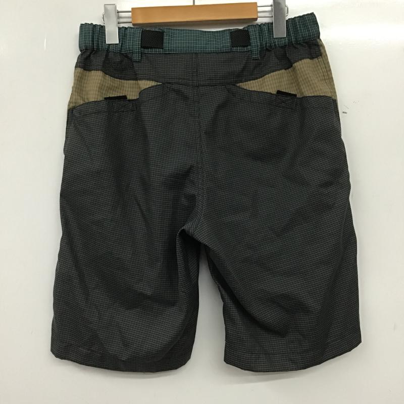 コロンビア Columbia パンツ ショートパンツ ショートパンツ ハーフパンツ カジュアルパンツ M ロゴ、文字 マルチカラー / マルチカラー / multicolor メンズ USED 古着 中古 10160409
