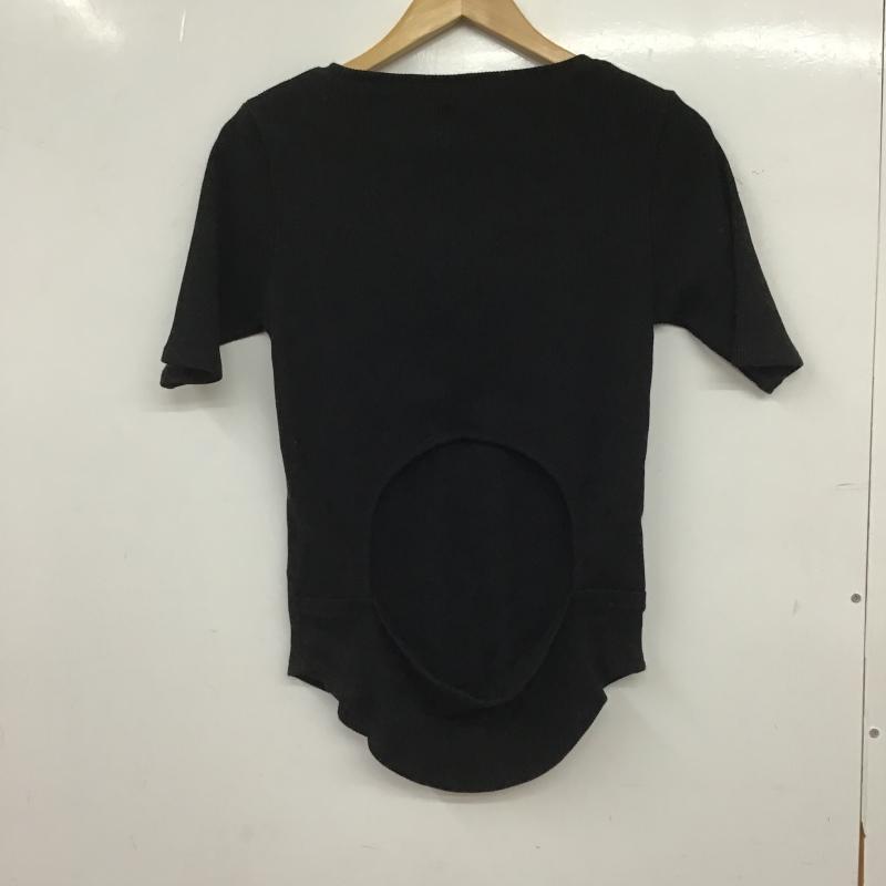 アングリッド Ungrid Tシャツ 半袖 112242765301 バックオープンフィットハーフスリーブTee FREE 無地 黒 / ブラック / black レディース USED 古着 中古 10160449