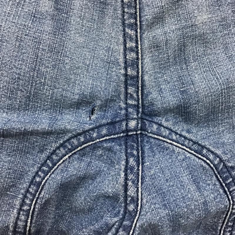 デンハム DENHAM パンツ ショートパンツ ショートパンツ ハーフパンツ カジュアルパンツ 28インチ ロゴ、文字 インディゴ / インディゴ / Indigo メンズ USED 古着 中古 10160534