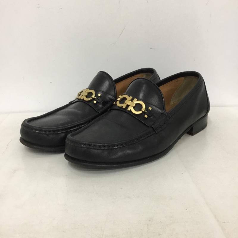 サルヴァトーレフェラガモ Salvatore Ferragamo 革靴 革靴 UR36178 ローファー 8.5EE ワンポイント 黒 / ブラック / black X 金 / ゴールド / gold color メンズ USED 古着 中古 10160535